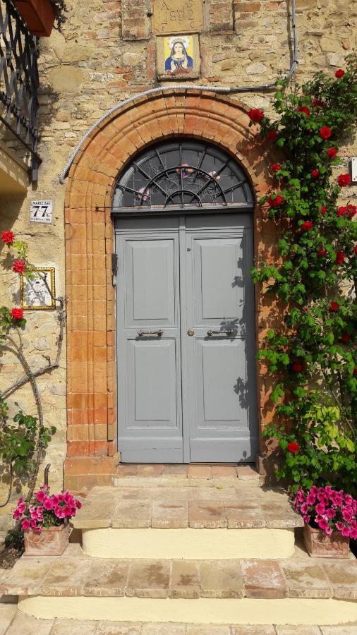 B&B Cum Grano Salis Castello delle Forme Exterior photo